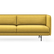 Moderne gele designbank met strakke lijnen, ideaal voor kantoor of vergaderruimte.