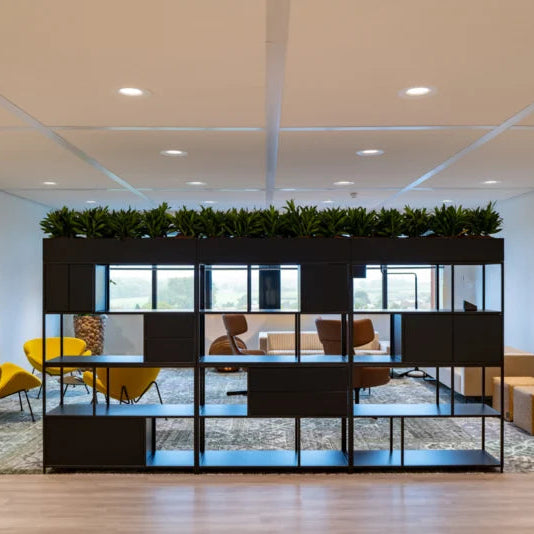 Flexwall roomdivider met opbergruimte en plantenbakken