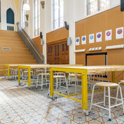 Lande Atelier tafels op wielen in kerk