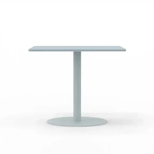 Moderne vierkante vergadertafel in lichtgrijs design, geschikt voor kantoorinrichting.