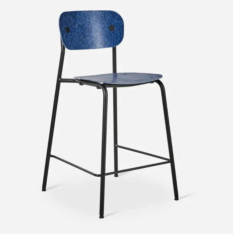 Design barkruk met blauw denim zitting en rugleuning, zwart metalen frame, kantoormeubilair