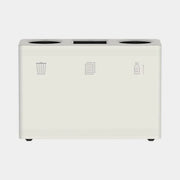Witte design afvalscheidingsbak Ditch3, in de kleur Mushroom White, met drie vakken voor papier, plastic en restafval.