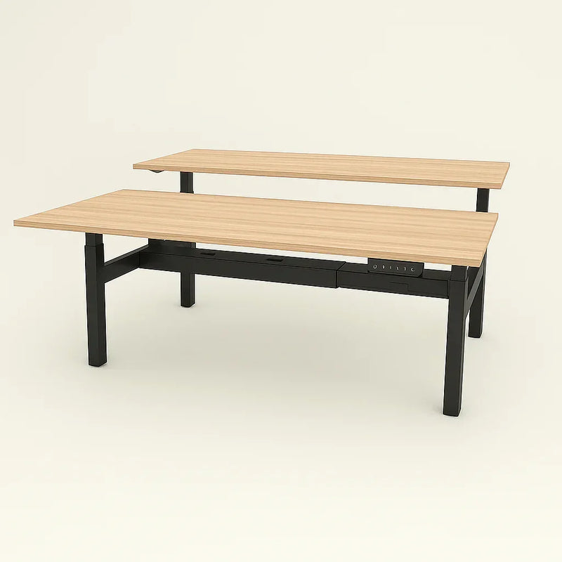 Elektrisch zit-sta duo bureau met zwart frame en houtkleurig blad, kantoormeubilair