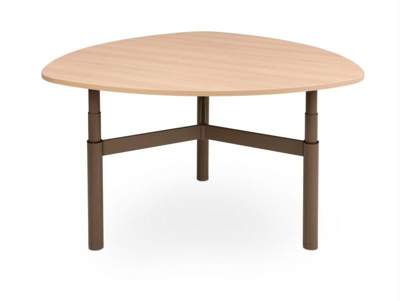 Voortman, HALO, Voortman HALO, zit sta bureau, modulair bureau, mono werkplek, duo werkplek, triple werkplek, bespreektafel, vergadertafel, elektrisch bureau, circulair bureau, flexwerkplek, hybride werken, kantoorinrichting, projectinrichting, Hans Verboom