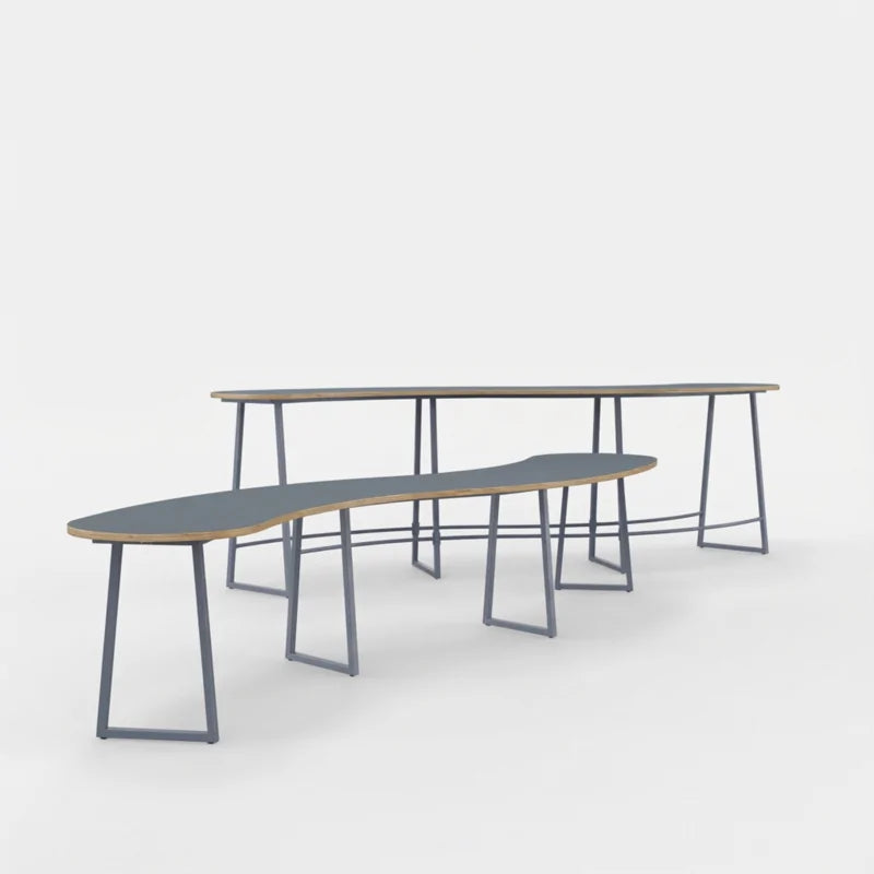 Lande Buggy Snake, Buggy Snake tafel, Lande Buggy Snake prijs, Buggy Snake kopen, gebogen vergadertafel, gebogen statafel, organische vergadertafel, statafel 110 cm, scrumtafel kantoor, stand up meeting tafel, hoge overlegtafel, lunchtafel kantoor, Lande tafel, Lande dealer Nederland, Lande offerte