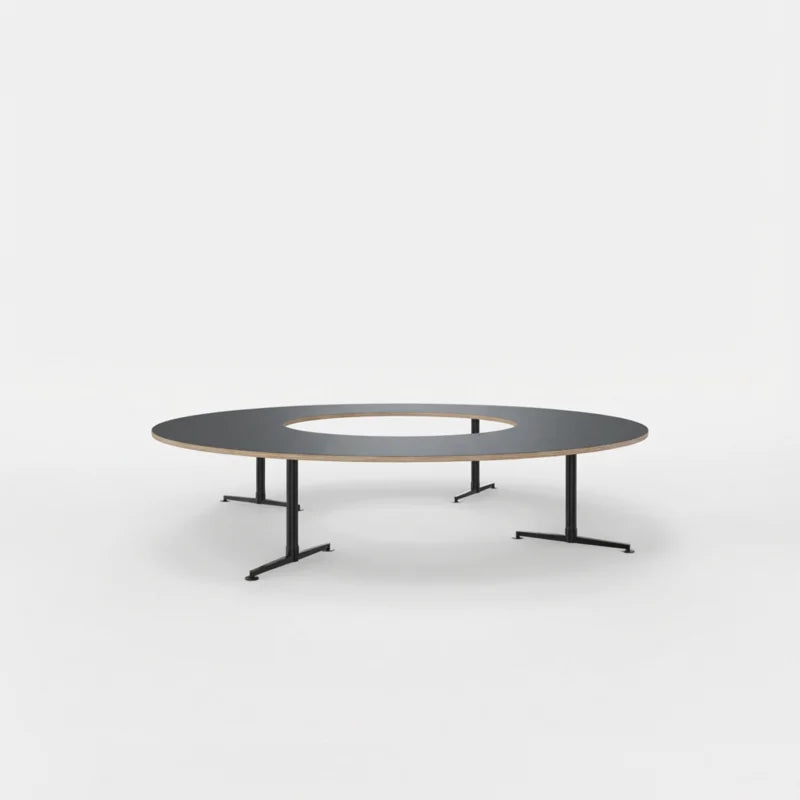 Lande Casus tafel rond