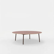 Lande Node, Lande Node tafel, Node vergadertafel, Node tafel prijs, Lande Node kopen, ronde vergadertafel, hoge vergadertafel 95 cm, statafel 110 cm, vergadertafel met stroom, vergadertafel USB-C, Node Aptum lamp, grote vergadertafel 480 cm, vergadertafel linoleum, vergadertafel fineer, Lande dealer Nederland, Lande offerte
