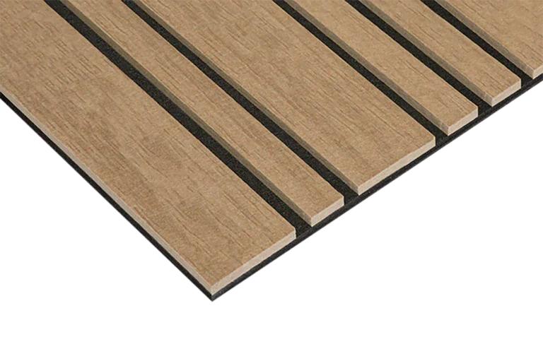 Akoestische lattenwand paneel in warme eiken, design kantoormeubelen oplossing