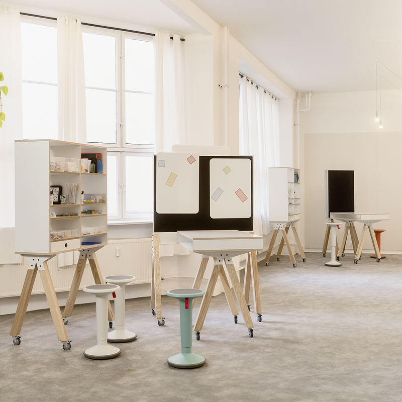 Opbergsysteem TEAMSHELF - WHAT IF WE FLY