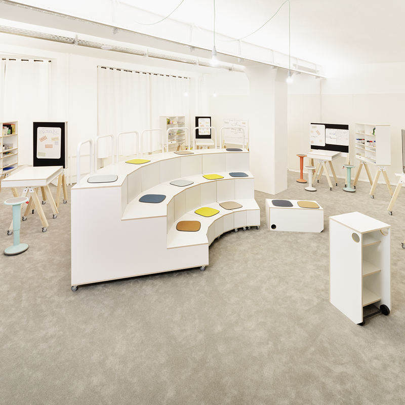 Tribune GRANDSTAND - WHAT IF WE FLY