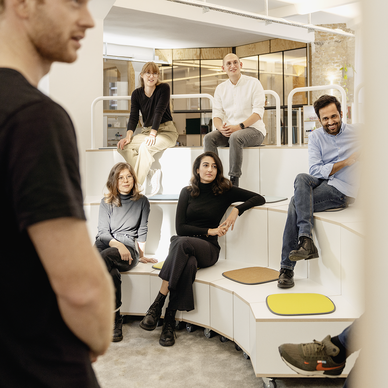 Tribune GRANDSTAND - WHAT IF WE FLY