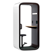 Akoestische werkpod met houten werkblad en kruk, modern kantoormeubilair