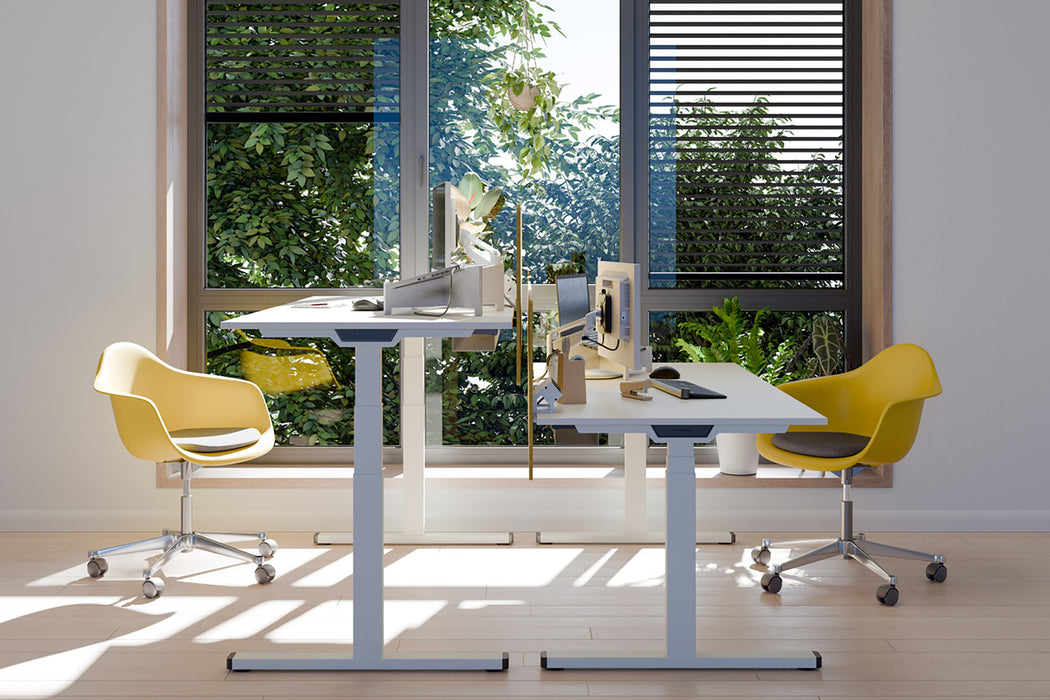 Bureau elektrisch zit-sta Palmberg PiD  / GEMONTEERD GELEVERD