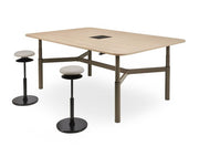 Voortman, HALO, Voortman HALO, zit sta bureau, modulair bureau, mono werkplek, duo werkplek, triple werkplek, bespreektafel, vergadertafel, elektrisch bureau, circulair bureau, flexwerkplek, hybride werken, kantoorinrichting, projectinrichting, Hans Verboom
