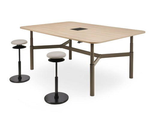 Voortman, HALO, Voortman HALO, zit sta bureau, modulair bureau, mono werkplek, duo werkplek, triple werkplek, bespreektafel, vergadertafel, elektrisch bureau, circulair bureau, flexwerkplek, hybride werken, kantoorinrichting, projectinrichting, Hans Verboom