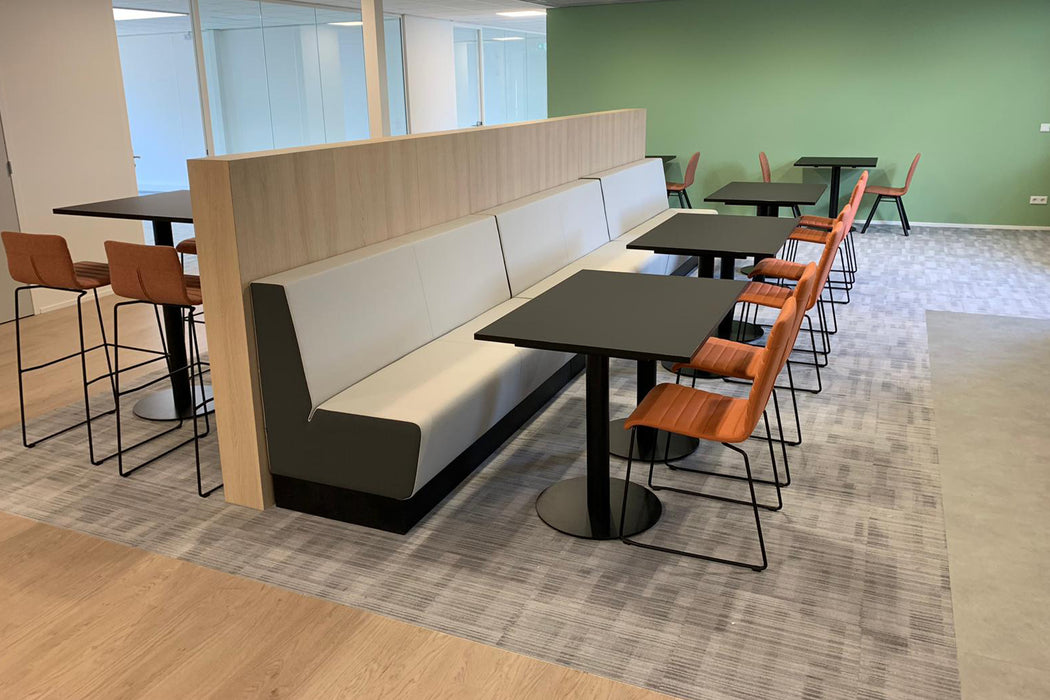 Wandbank of treinbank Aura / in vele kleuren en formaten