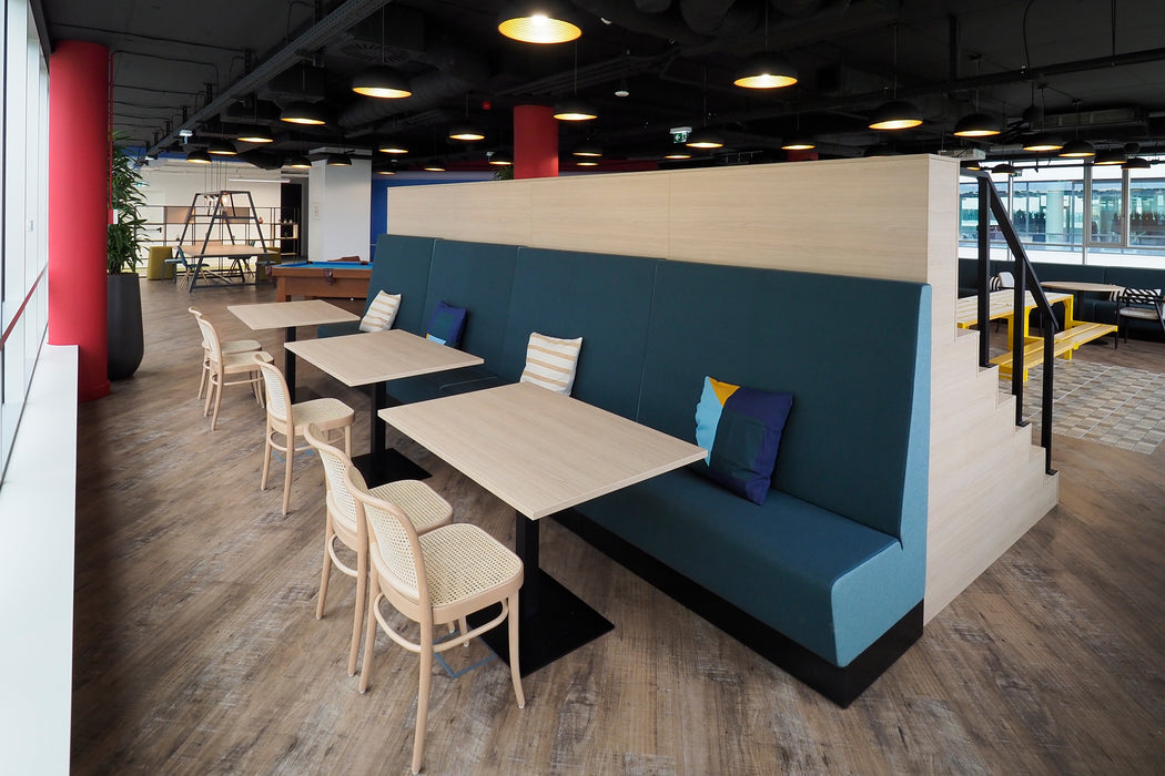 Wandbank of treinbank Aura / in vele kleuren en formaten