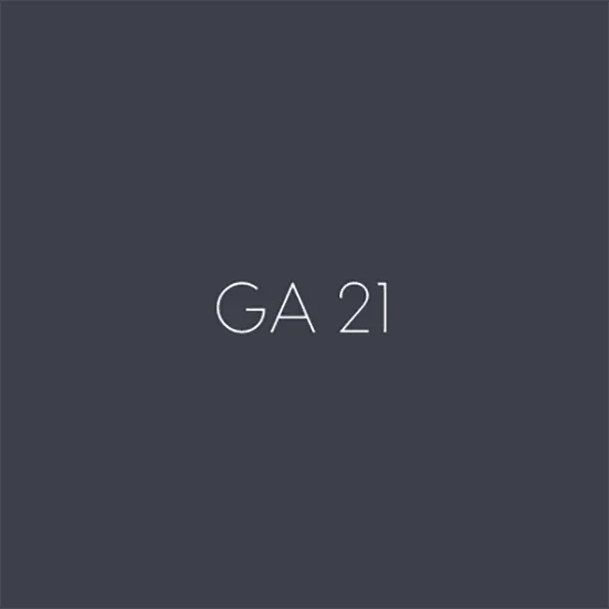 Donkergrijze achtergrond met witte tekst GA 21, geschikt voor kantoorinterieur design.