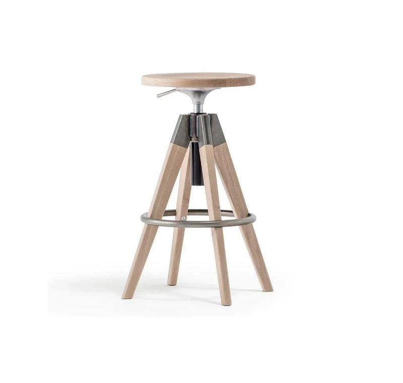 Design barkruk Pedrali Arki met gaslift, houten poten en metalen voetsteun, kantoormeubilair