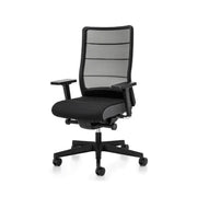 Zwarte en grijze ergonomische bureaustoel Interstuhl op wielen, modern kantoormeubilair