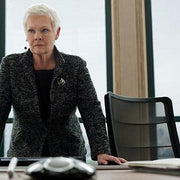 Moderne bureaustoel Interstuhl 3C44 in kantoorruimte met grote ramen, kantoormeubels.online