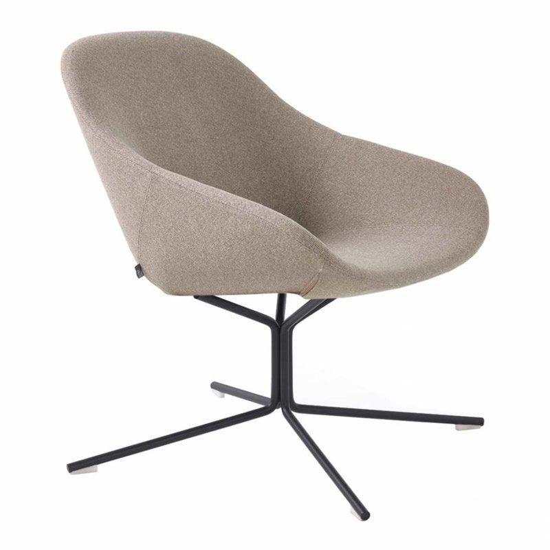 Design lounge fauteuil Artifort Beso met zwarte kruispoot, modern kantoormeubilair