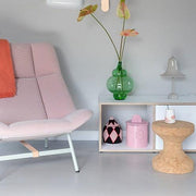Fauteuil Artifort Soft Facet in roze bij modern kantoormeubilair, stijlvolle kantoorinrichting