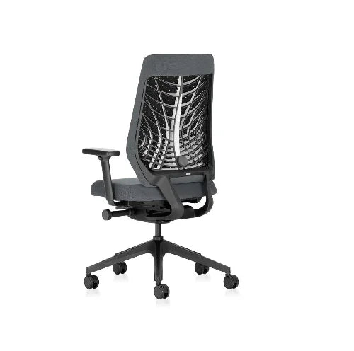 Zwarte design bureaustoel met ergonomische rugleuning, modern kantoormeubilair