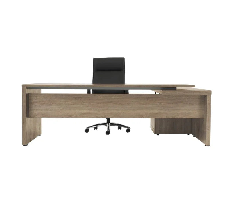 Modern houten directiebureau met L-vorm en zwarte bureaustoel, design kantoormeubilair