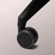 detail wiel van vergaderstoel LX006 KAI