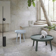 muuto-around-coffee-table-kantoormeubels-online-1 - KANTOORMEUBELS.ONLINE