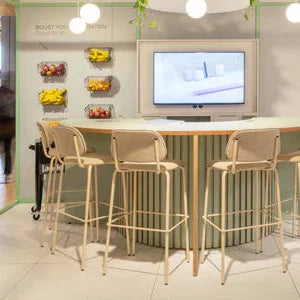 Design barkruk Lande Jami