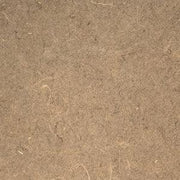 Bruine viltstructuur bekleding, detail van duurzaam kantoormeubel materiaal.