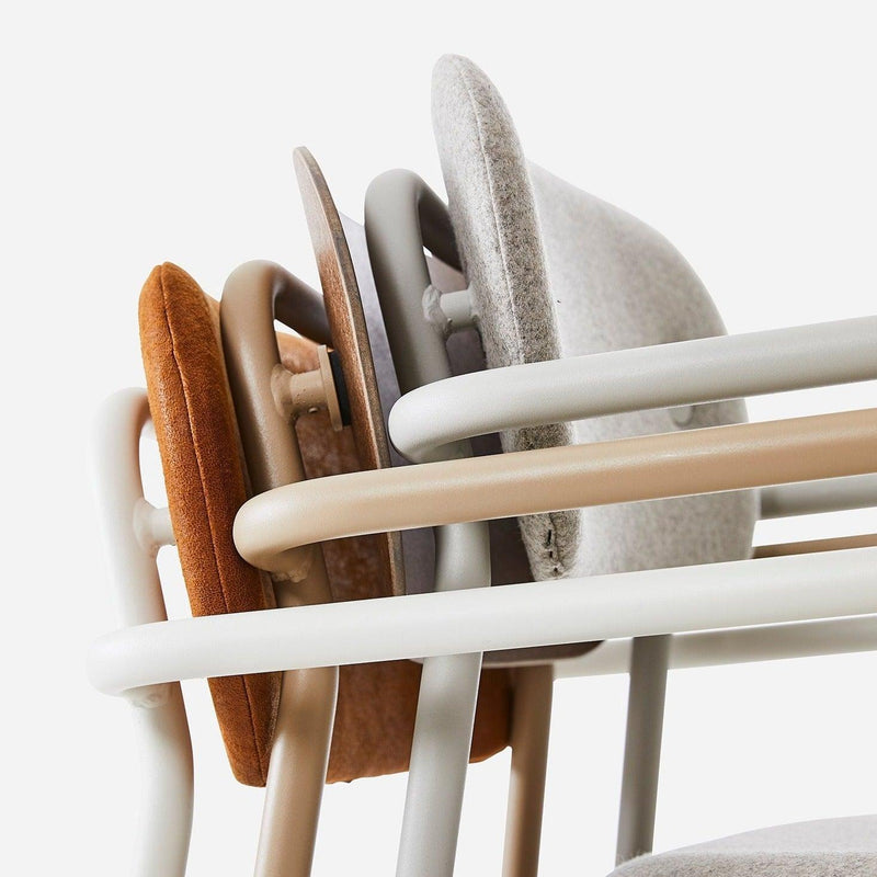 Gestoffeerde design kantoorstoelen met armleuningen, gestapeld, moderne kantoormeubels