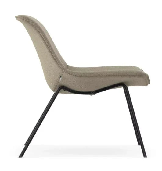 Design vergaderstoel met stoffen bekleding en zwart metalen poten, kantoormeubilair