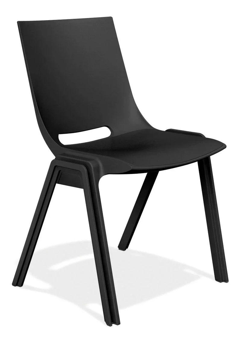 Zwarte Casala Monolink vergaderstoel, modern design, stapelbaar, kantoormeubilair