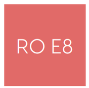 Rode achtergrond met witte tekst ROE8, eenvoudige vierkante stijl