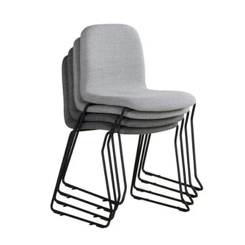 Stapelbare grijze bureaustoelen met zwart metalen onderstel, kantoormeubilair design
