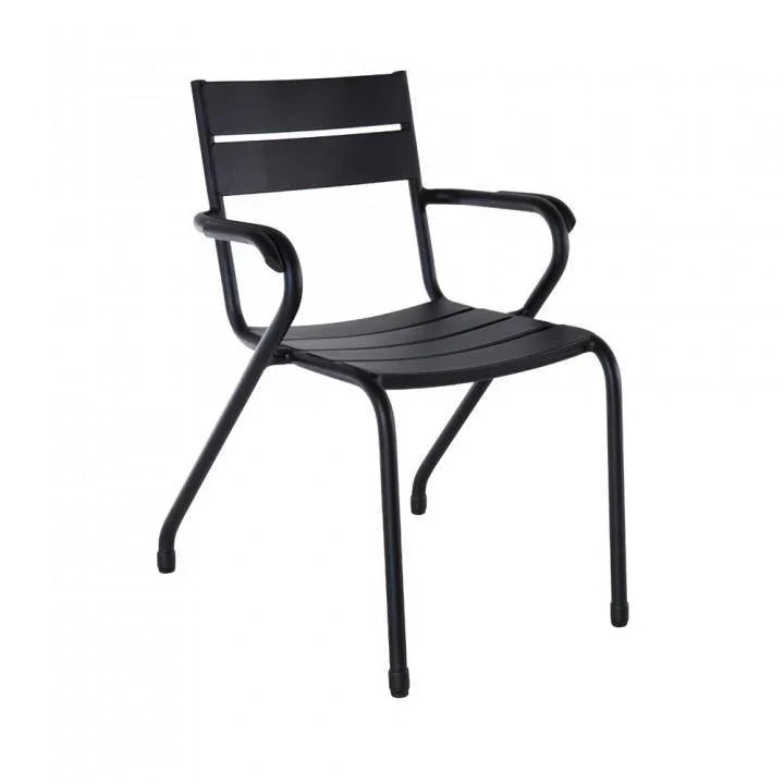 Zwarte design terrasstoel Girola met armleuningen, geschikt voor moderne kantoorinrichting.