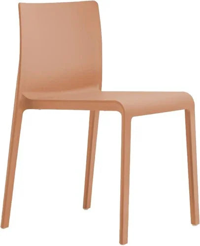 Volt 670 kunststof kantinestoel in bruin, modern design, geschikt voor kantoor en outdoor