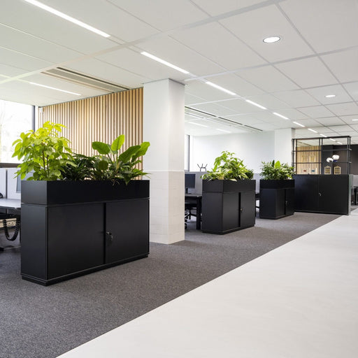 Wini schuifdeurkast met plantenbak zwart